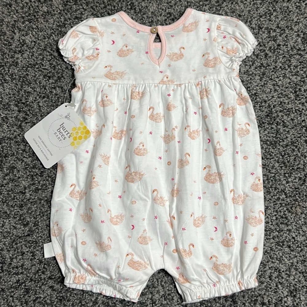 🌸4/$20🌸Burt's Bees Baby Girl PInk Swan Outfit Size 3-6 Months NWT